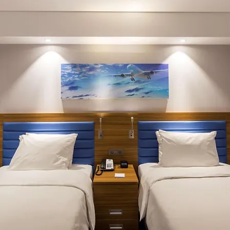 Hampton By Hilton Kurtkoy Hotell