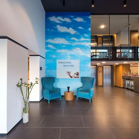 Hotel Hampton By Hilton Kurtkoy 4*
