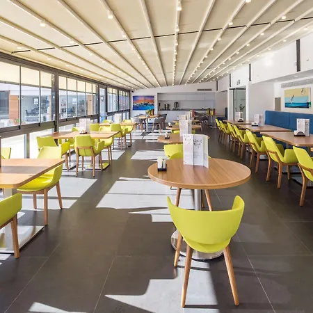 Hampton By Hilton Kurtkoy 4*