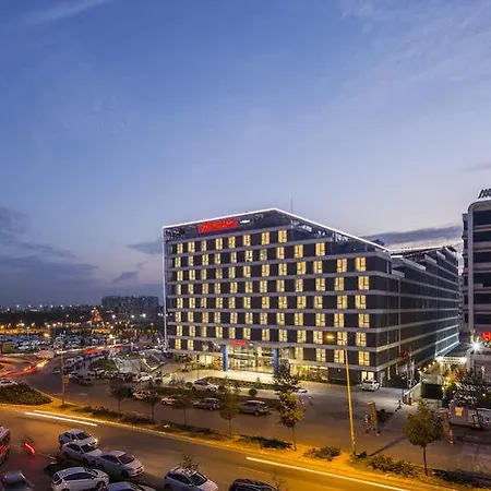 Hampton By Hilton Kurtkoy 4*